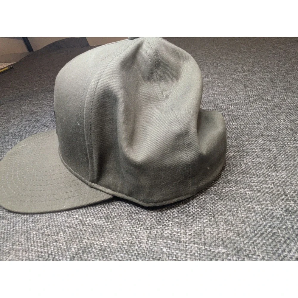 Mountain Hardwear Gray Snapback Hat Outdoor Logo Hiking‎ Cap Men's One Size